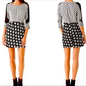 Rag & Bone Silk Crepe Gayatri Shift Dress Sz S Arrow Chevron Print Black & White